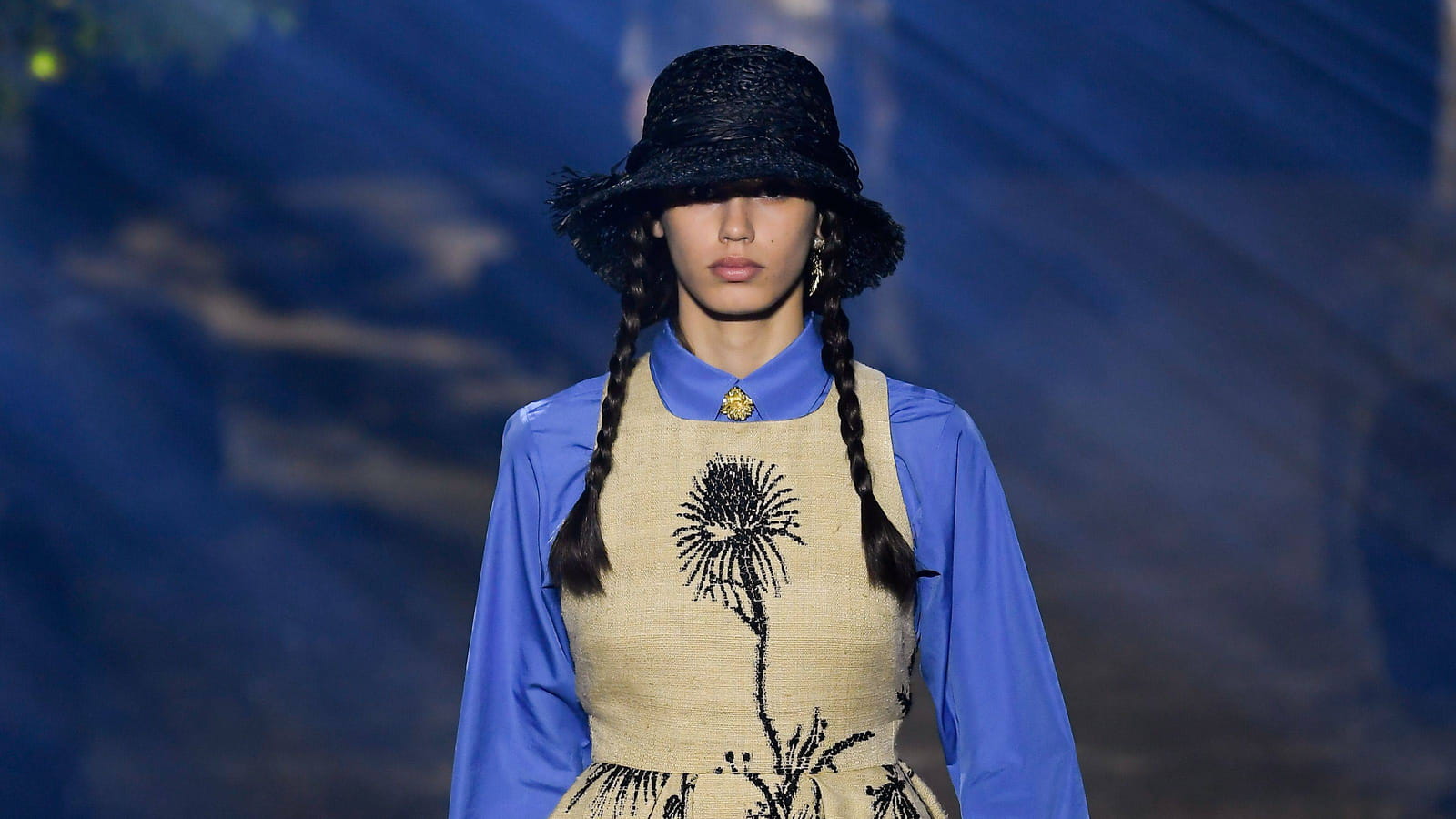 Look 2