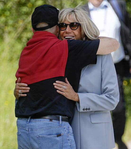 Brigitte Macron : câlin avec l'ancien skieur Christian Neureuther