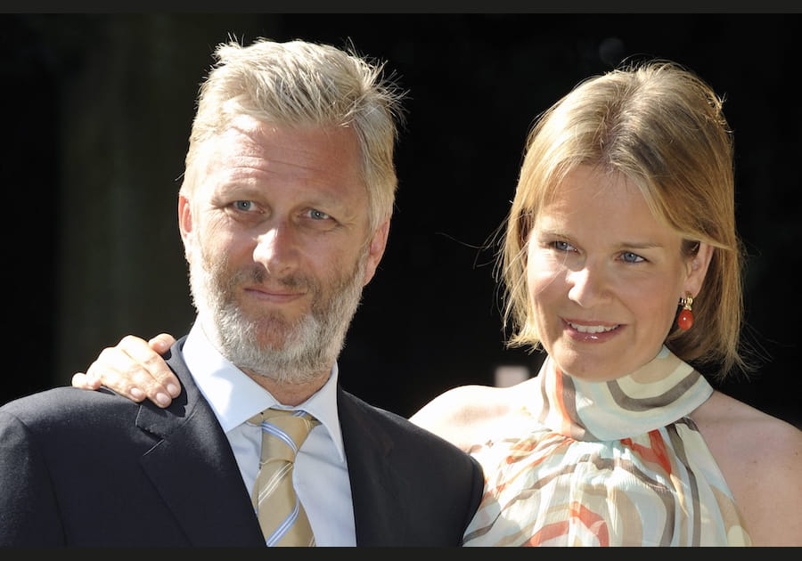 La raie au milieu de Mathilde de Belgique