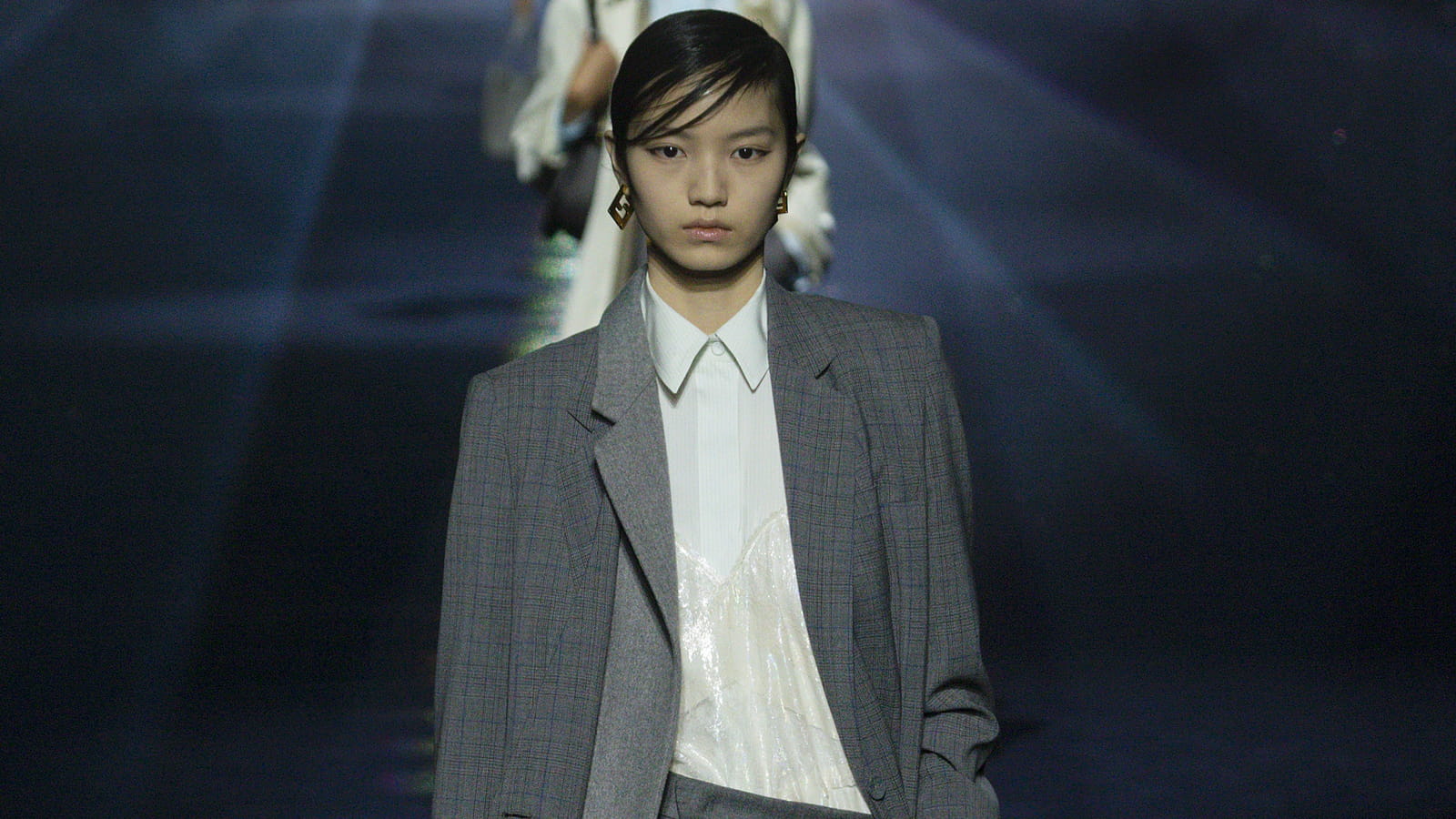 Look 8