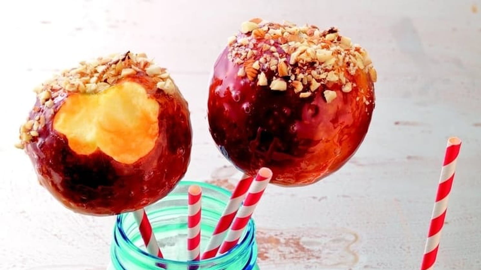 Pommes d'amour aux noisettes