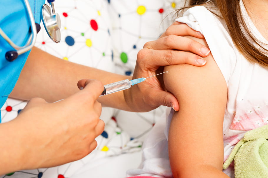 Vaccination : les médecins seraient-ils réticents ?