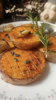 Palets de courge butternut rôtis au sirop d'érable et romarin : Etape 3