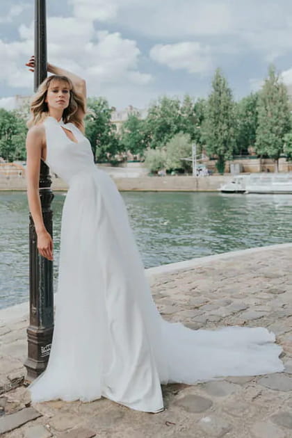 Robe de mari&eacute;e Ribera, sur-jupe Raville, collection Paris, Cymbeline