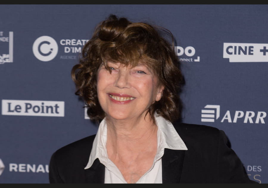 Le carr&eacute; boucl&eacute; de Jane Birkin