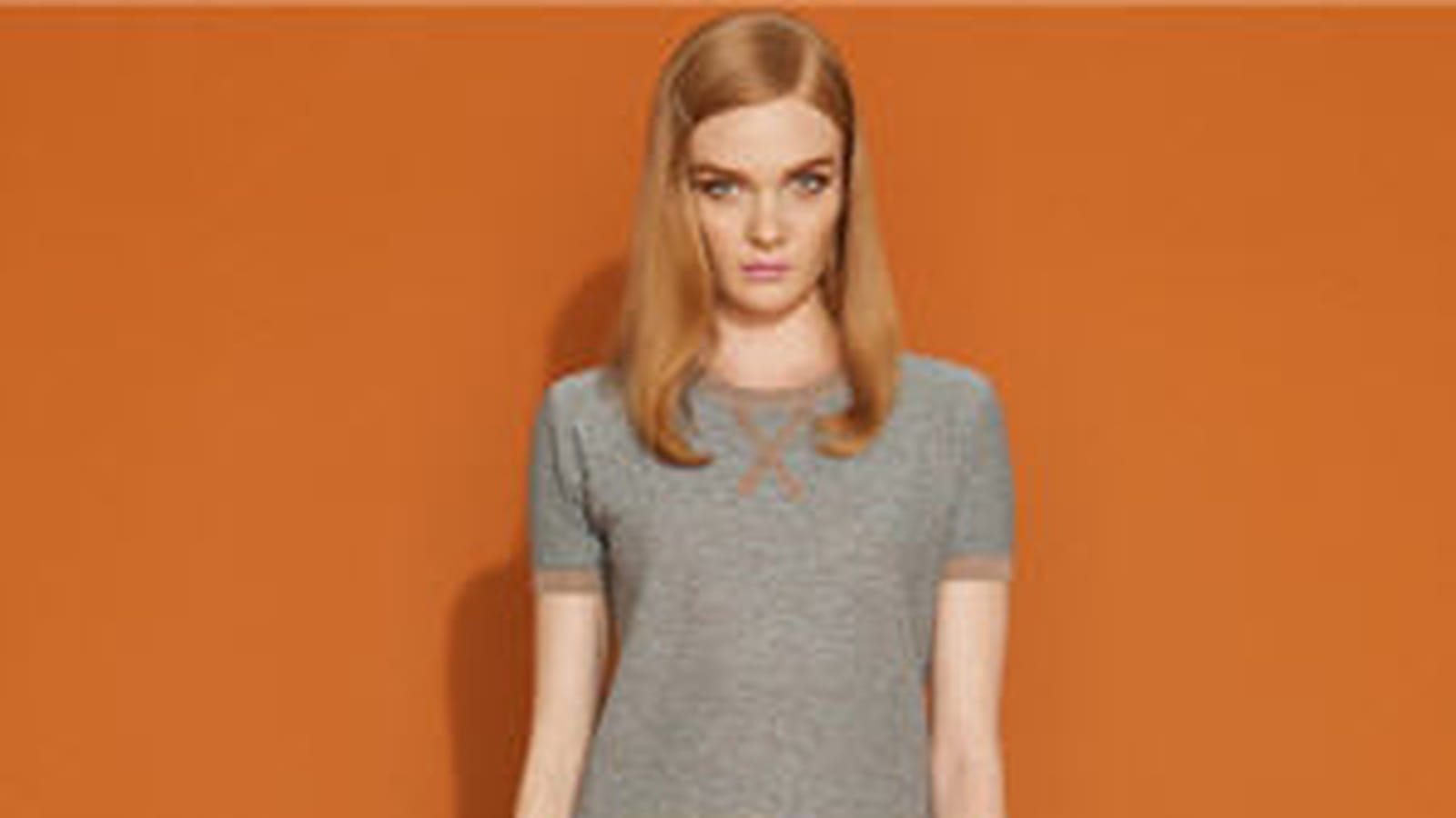 L'ensemble pantalon imprimé et top gris de Rochas