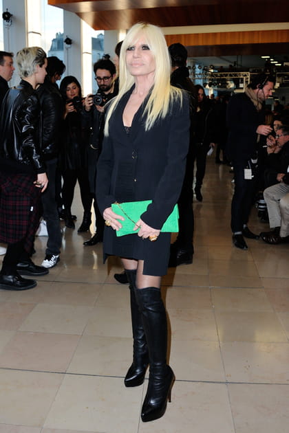 Donatella Versace au défilé Anthony Vaccarello