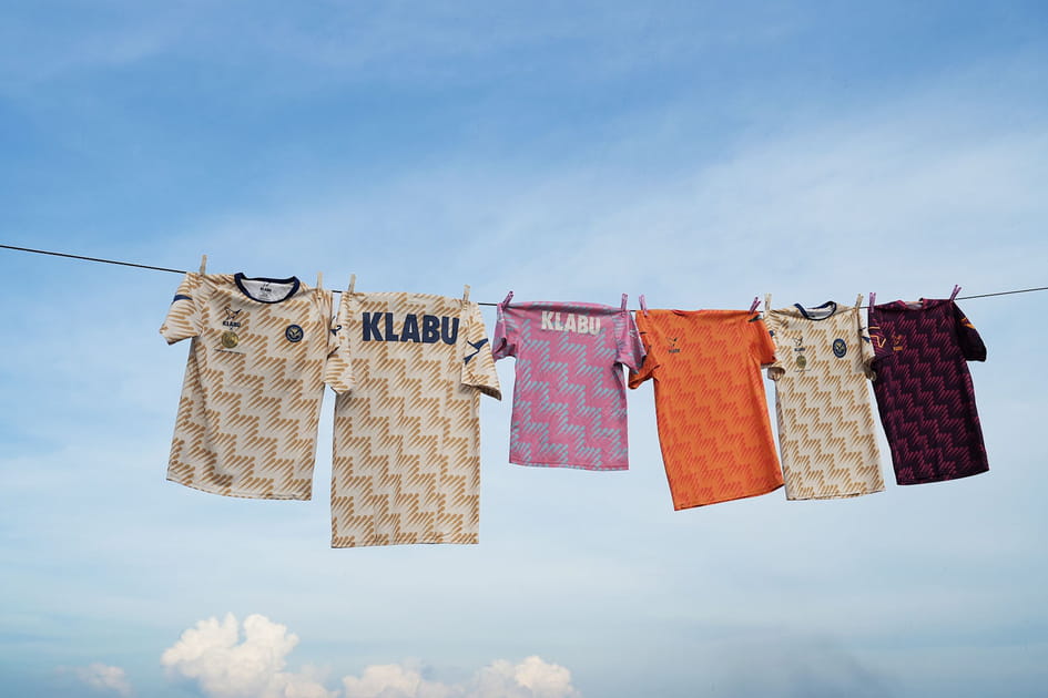 Maillot de football solidaire de PSG x Klabu