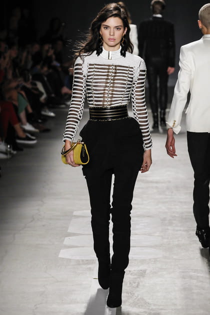 Kendall Jenner au défilé H&M X Balmain