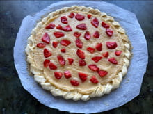 Tarte kiwi-fraise à la chantilly chocolat blanc : Etape 2