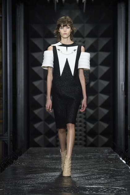 Look 12&nbsp;du d&eacute;fil&eacute; Louis Vuitton