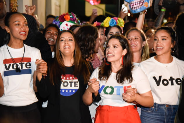 Zoe Saldana, Eva Longoria, America Ferrera et Gina Rodriguez manifestent pour "Latinas en Marcha"