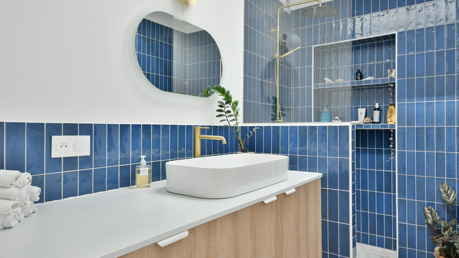 Salle de bains après