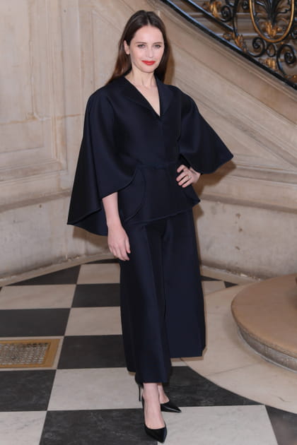 Felicity Jones au d&eacute;fil&eacute; Christian Dior