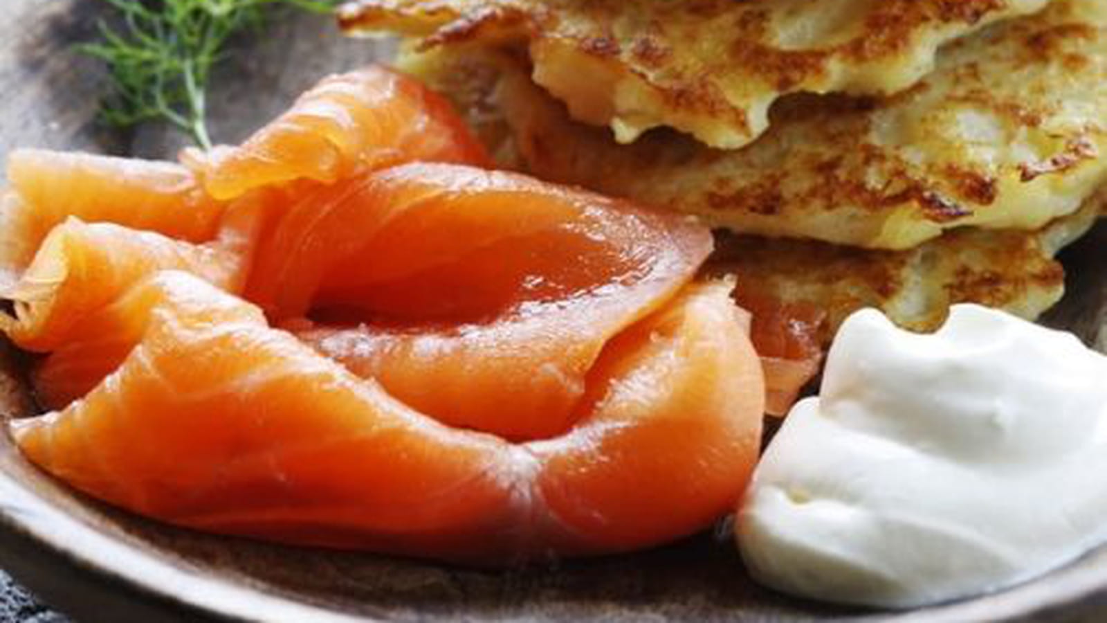 Saumon fumé irlandais aux galettes de pommes de terre