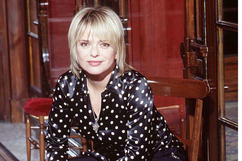 Le carr&eacute; ajust&eacute; de France Gall