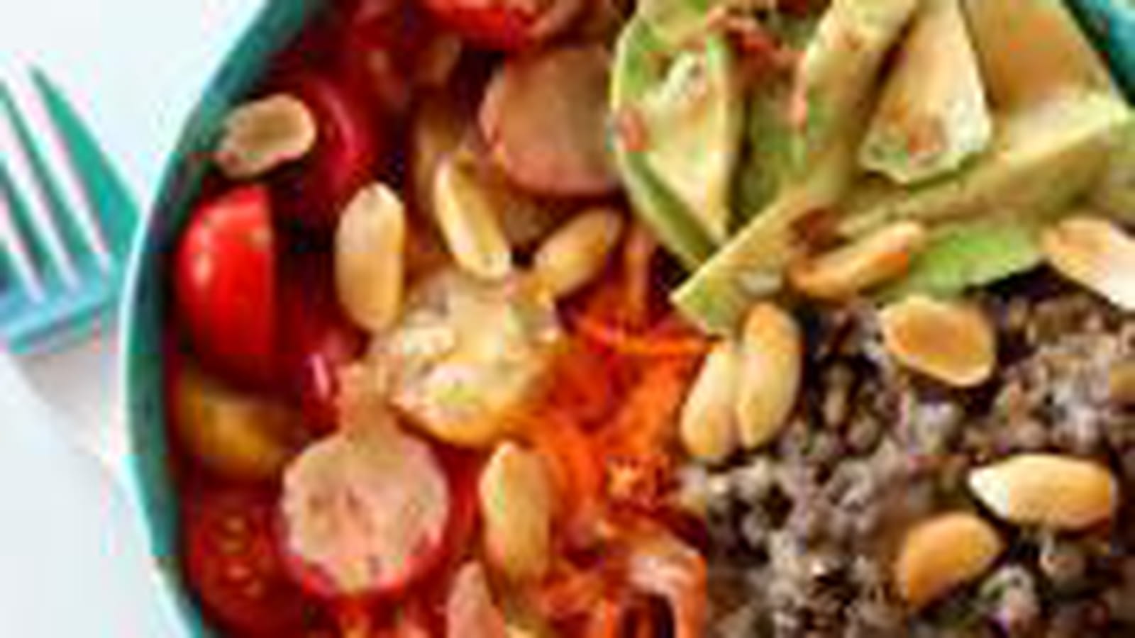 Salade végétarienne aux lentilles et avocat