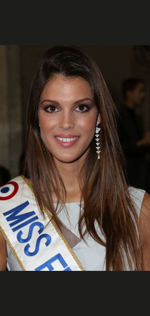 On pique le ch&acirc;tain d'Iris Mittenaere