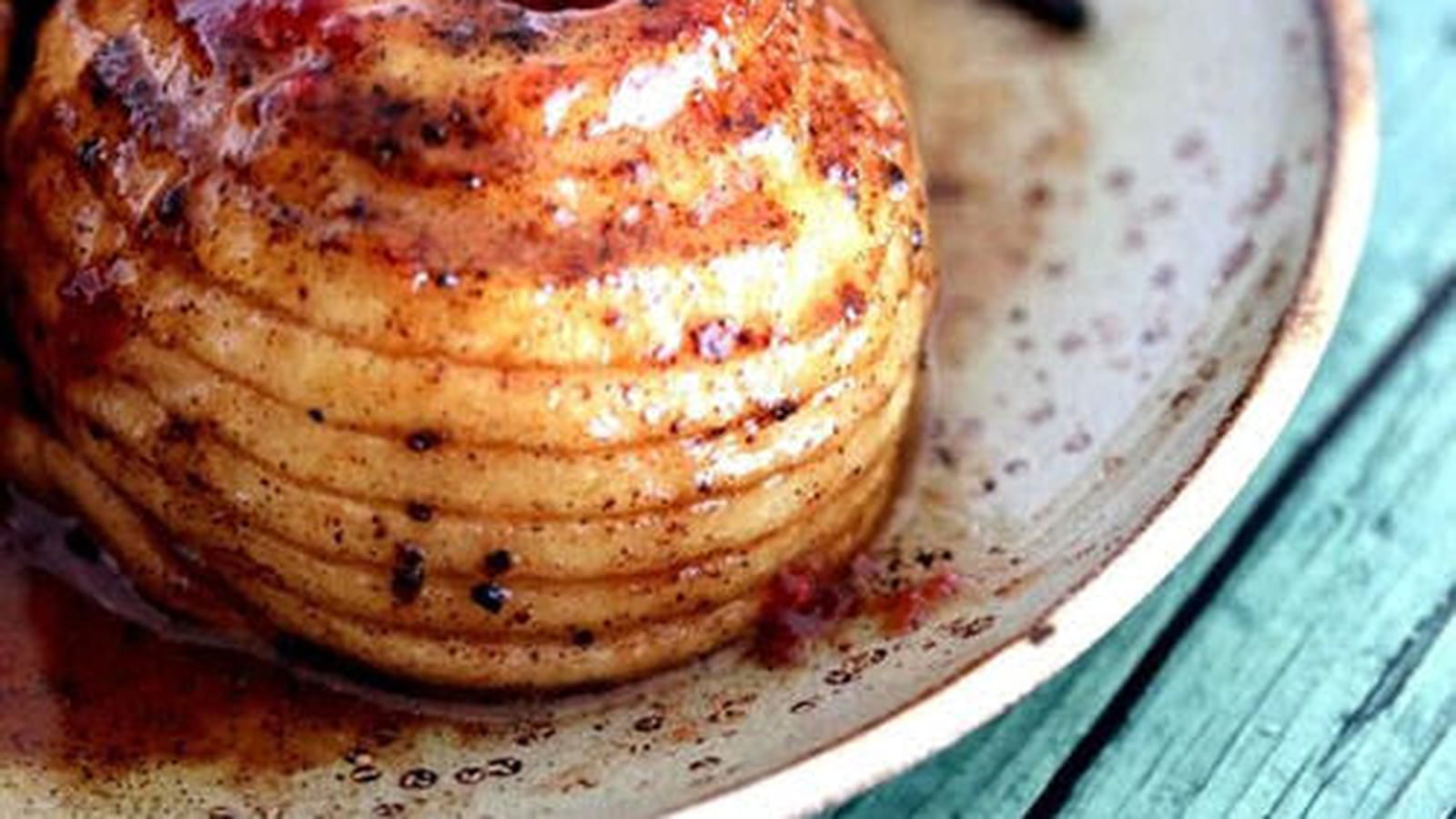 Pommes au four - caramélisées au beurre épicé