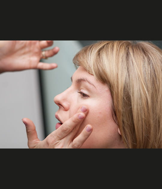 De l'anticernes pour masquer les petits d&eacute;fauts