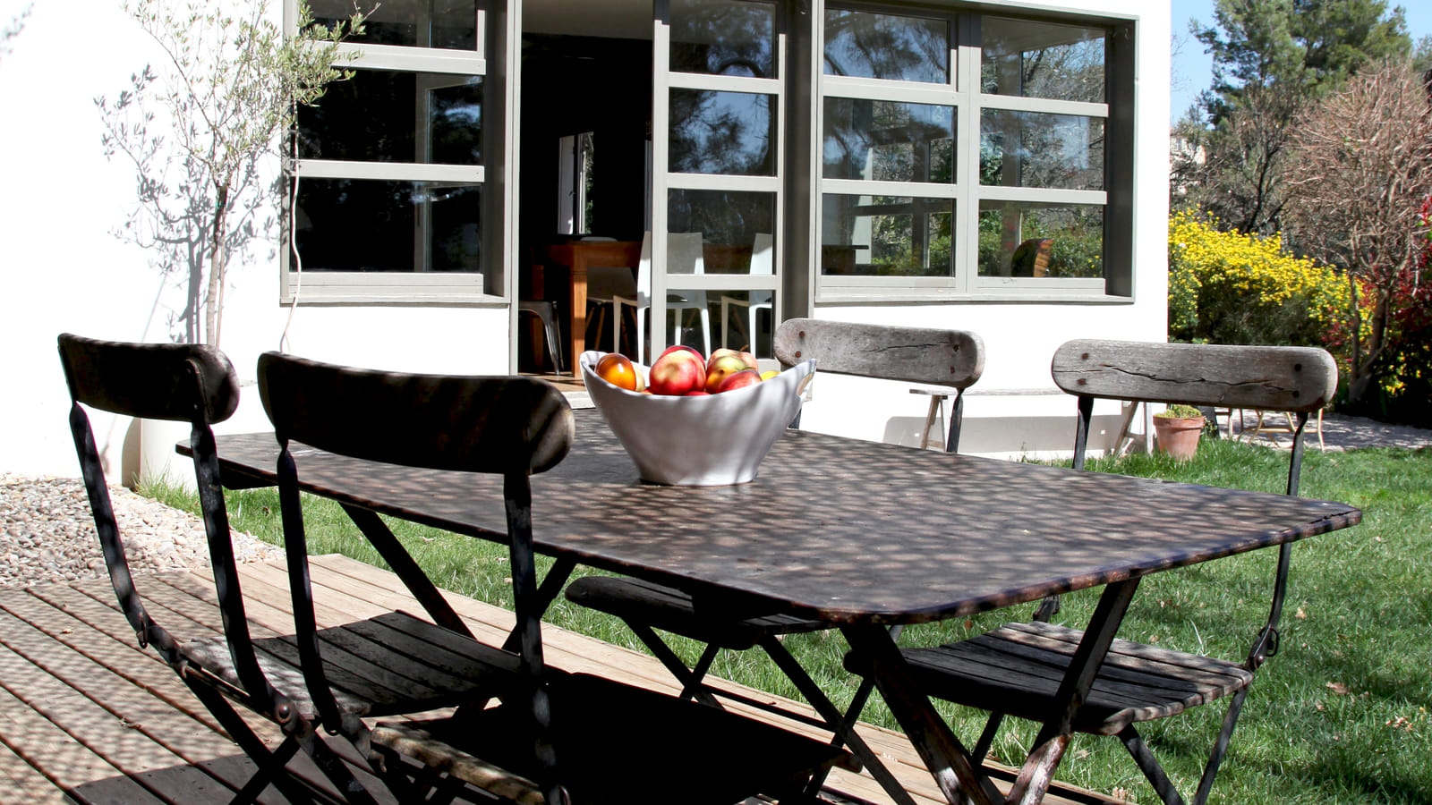 Terrasse ensoleillée