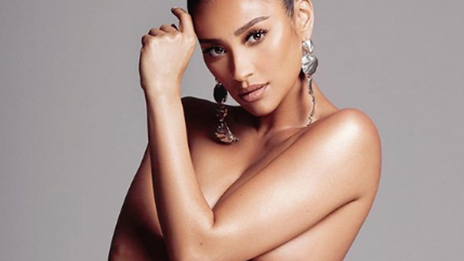 Shay Mitchell