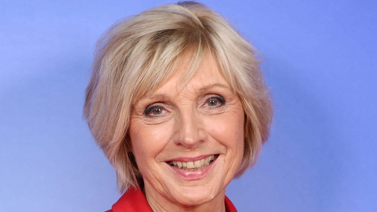 Evelyne Dhéliat