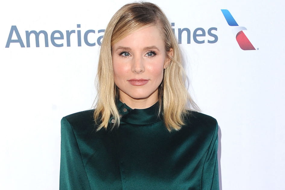 Le carr&eacute; mi-long avec m&egrave;che plaqu&eacute;e de Kristen Bell