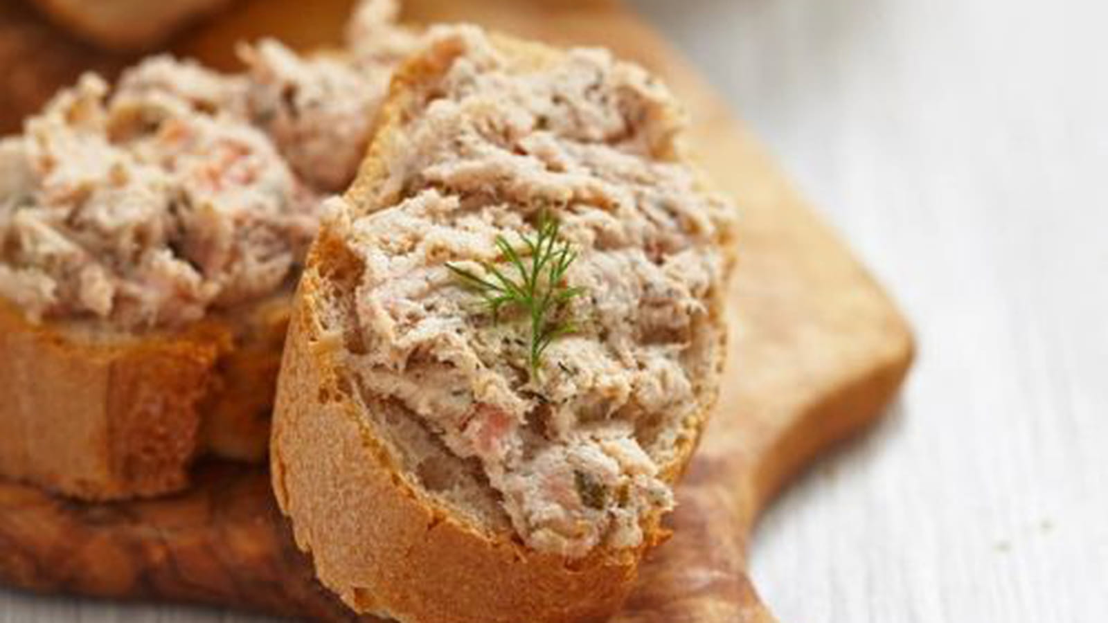 Rillette de maquereaux à la Tapenade verte