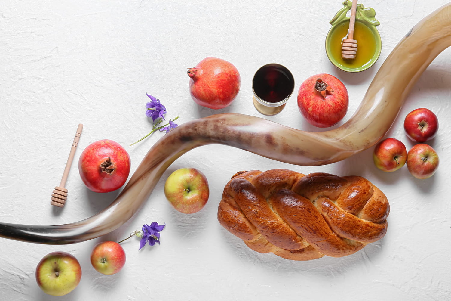 What are the traditions of the Jewish New Year?