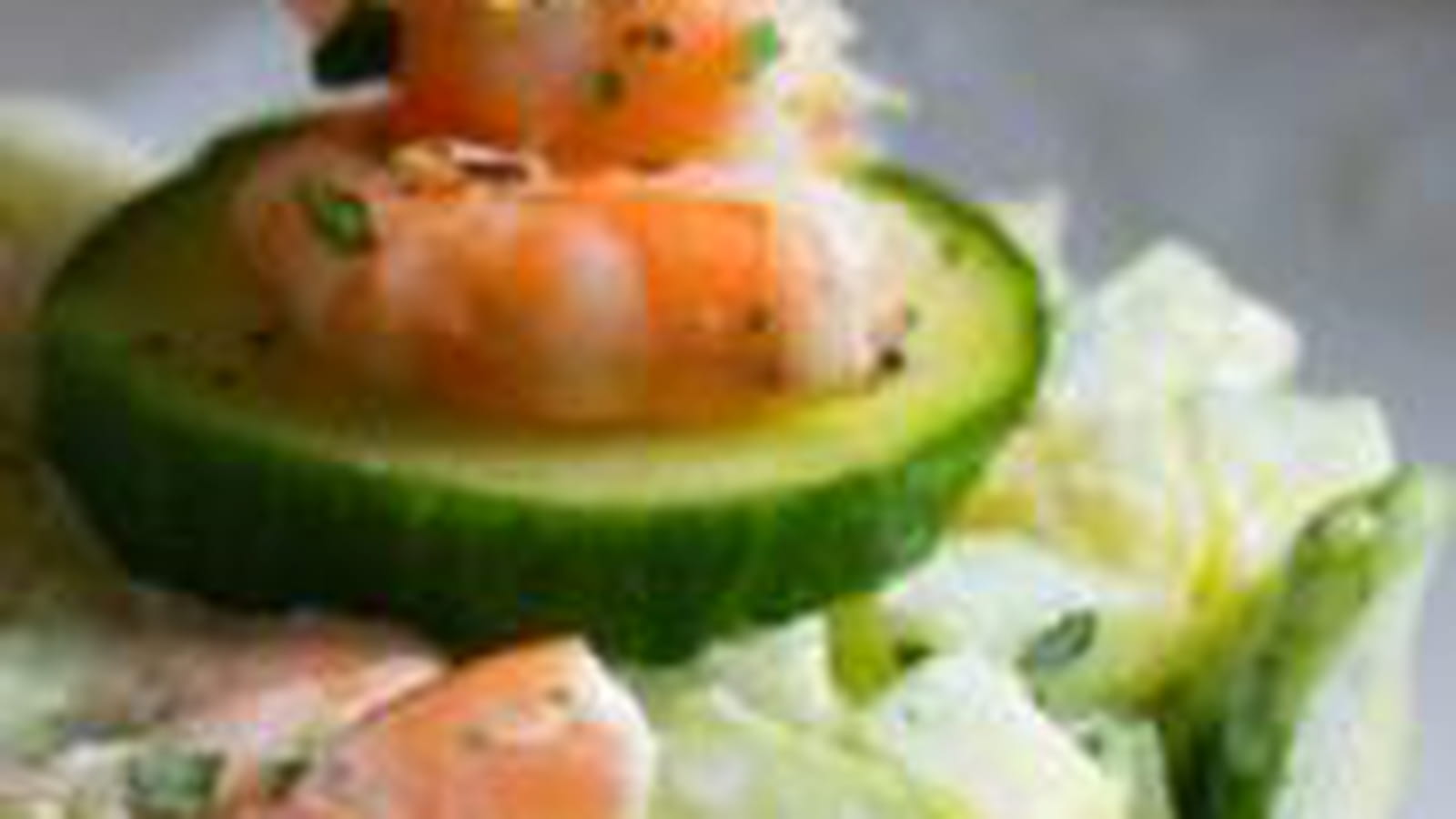 Faux cheesecake de crevettes et concombre