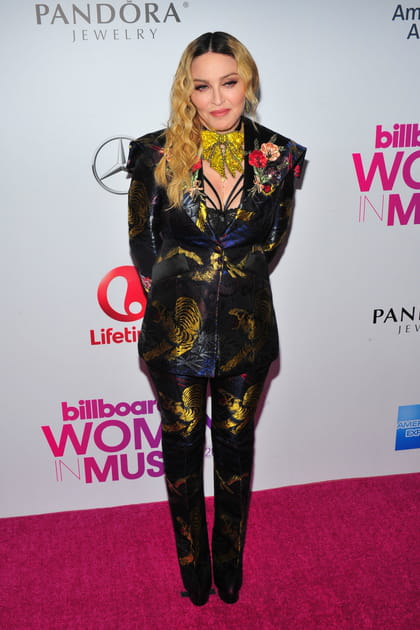 Madonna en costume en jacquard