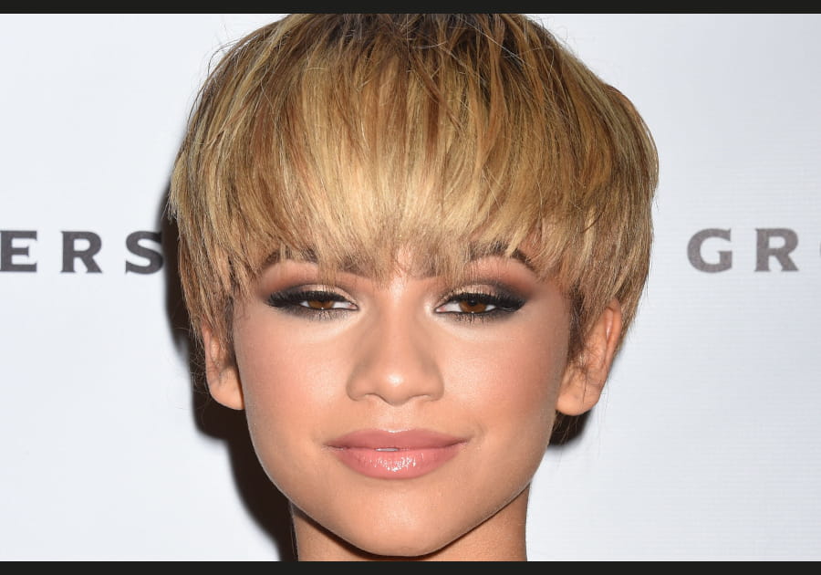 La coupe boule m&eacute;ch&eacute;e de Zendaya