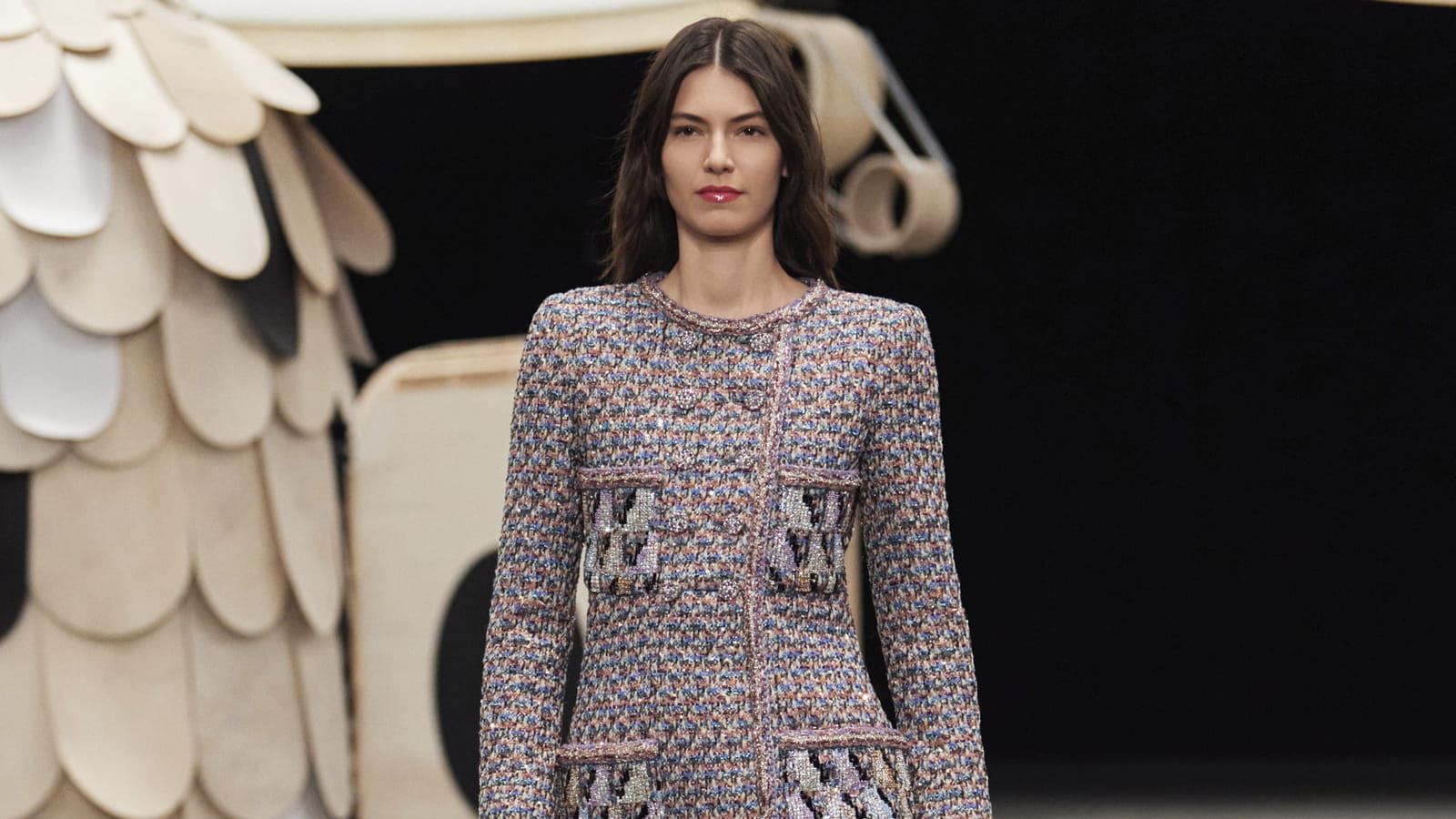 Look 10