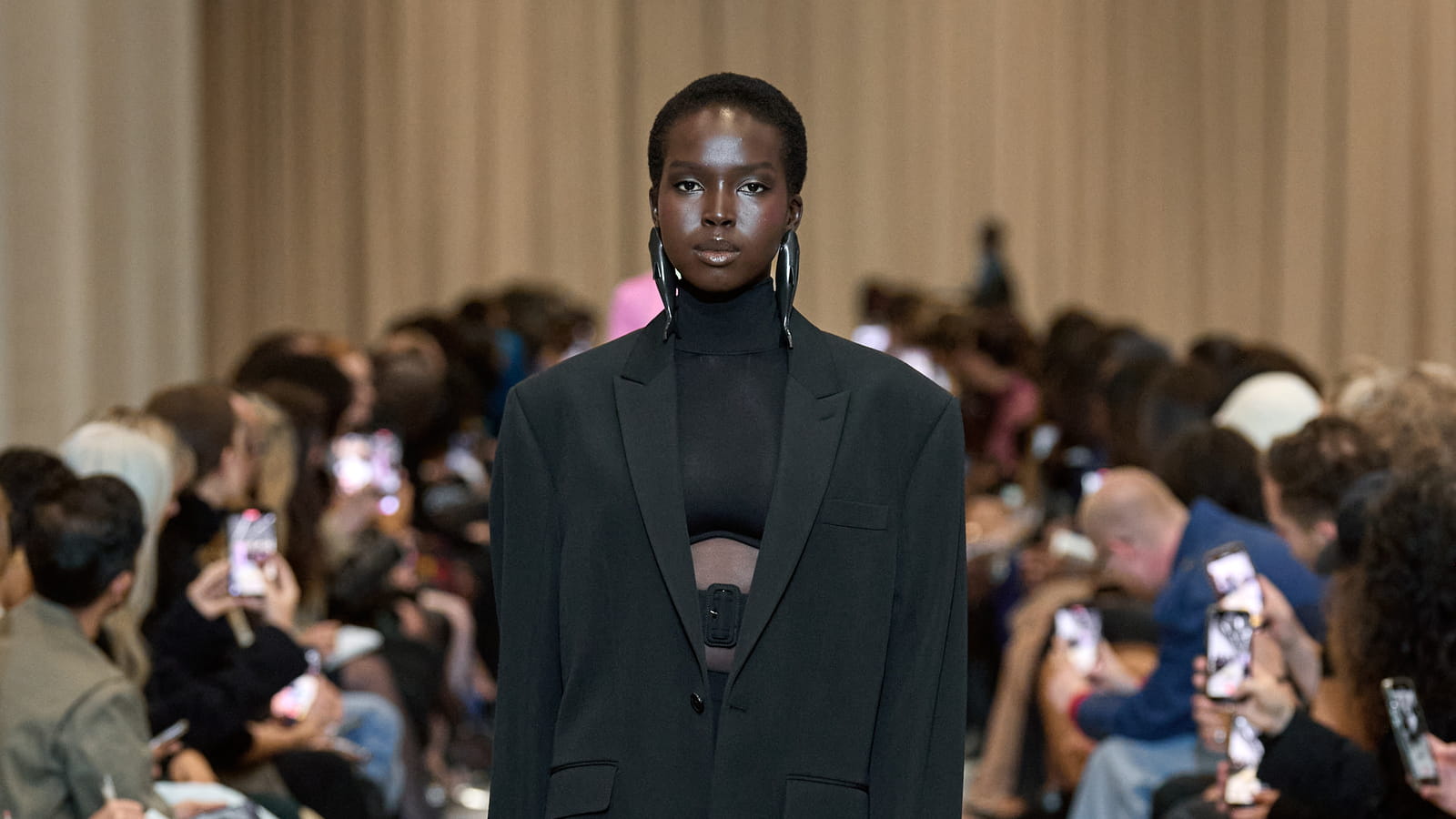   Look 30
