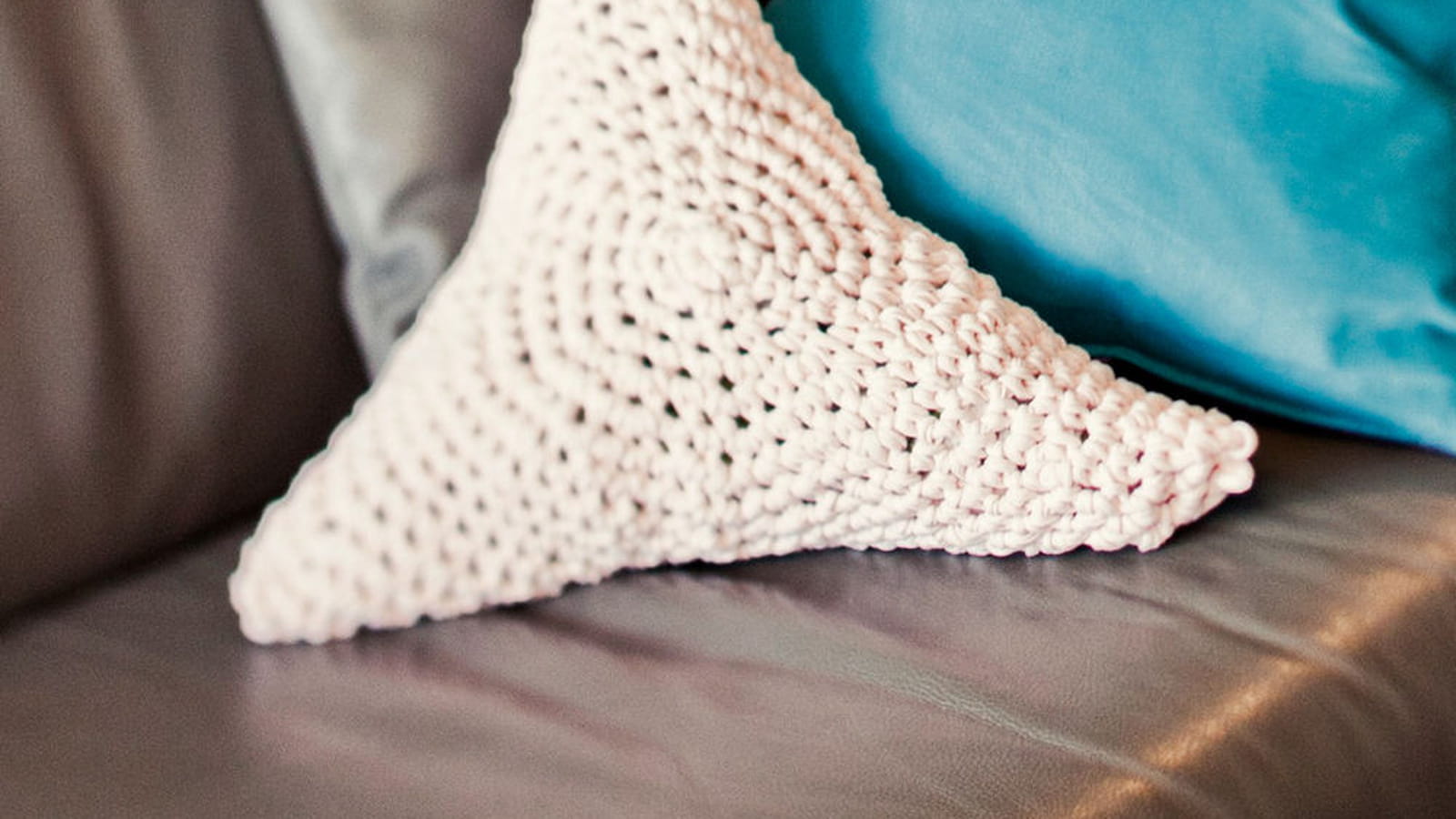 Coussin Amy Cushion de We are knitters