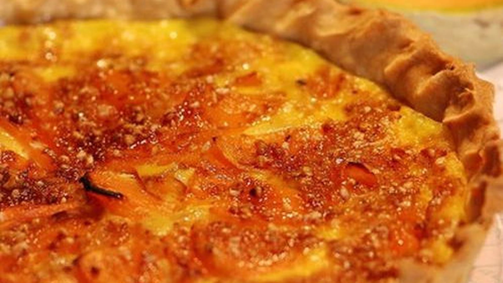 Tarte au melon et noisettes