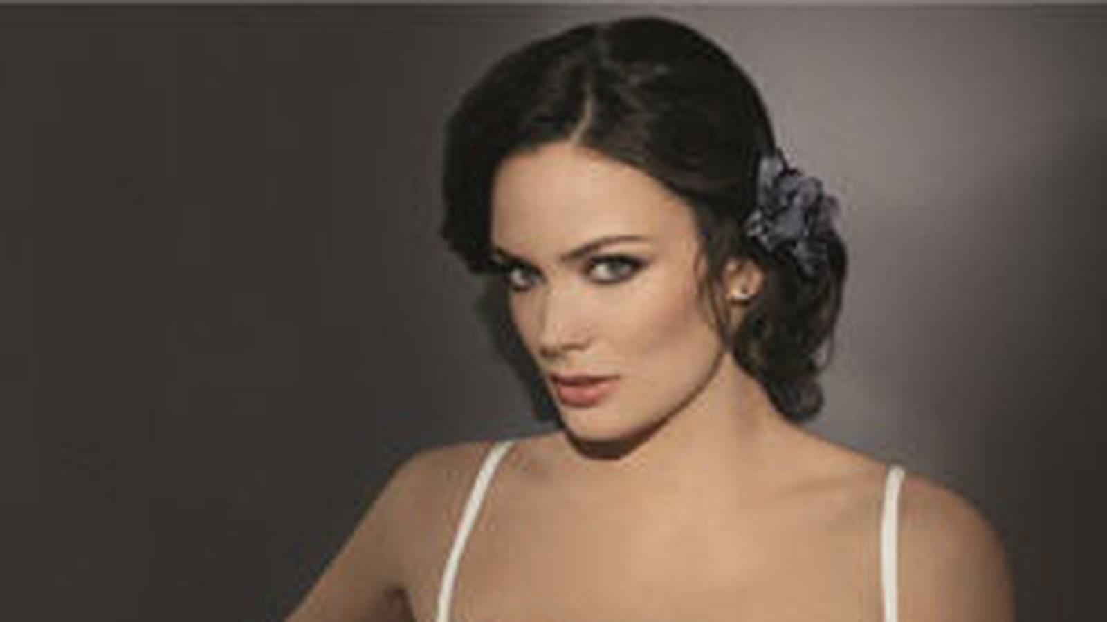 Soutien-gorge et culotte "Allure drapée" de Well