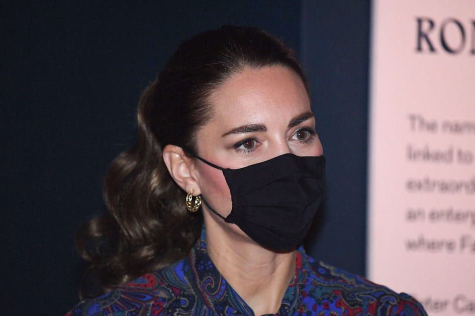 La queue-de-cheval ondul&eacute;e de Kate Middleton