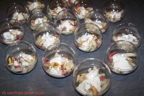 Verrine festive au magret séché, poire et crème de Saint-Agur