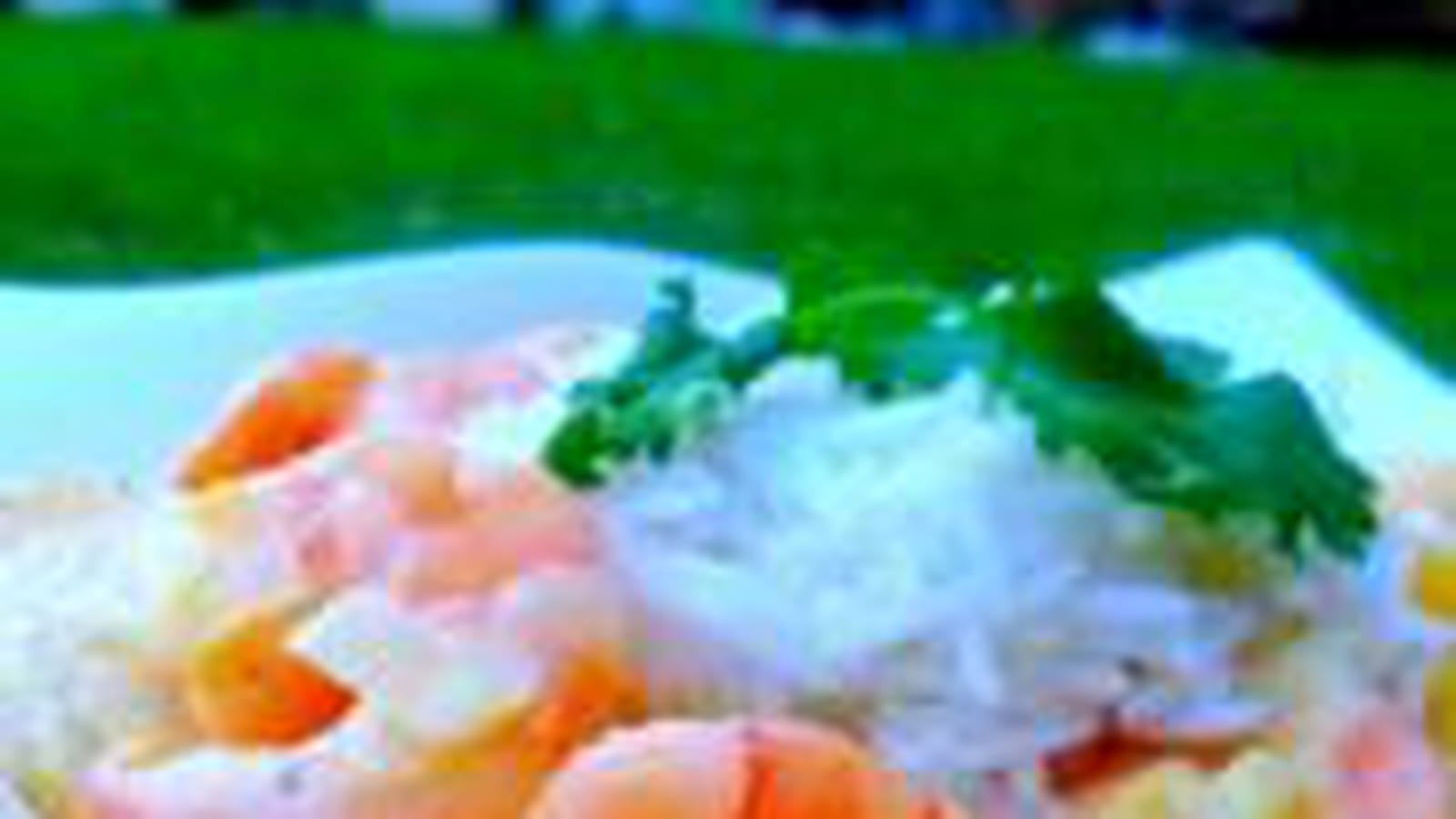 Curry de crevettes, mangue et lait de coco