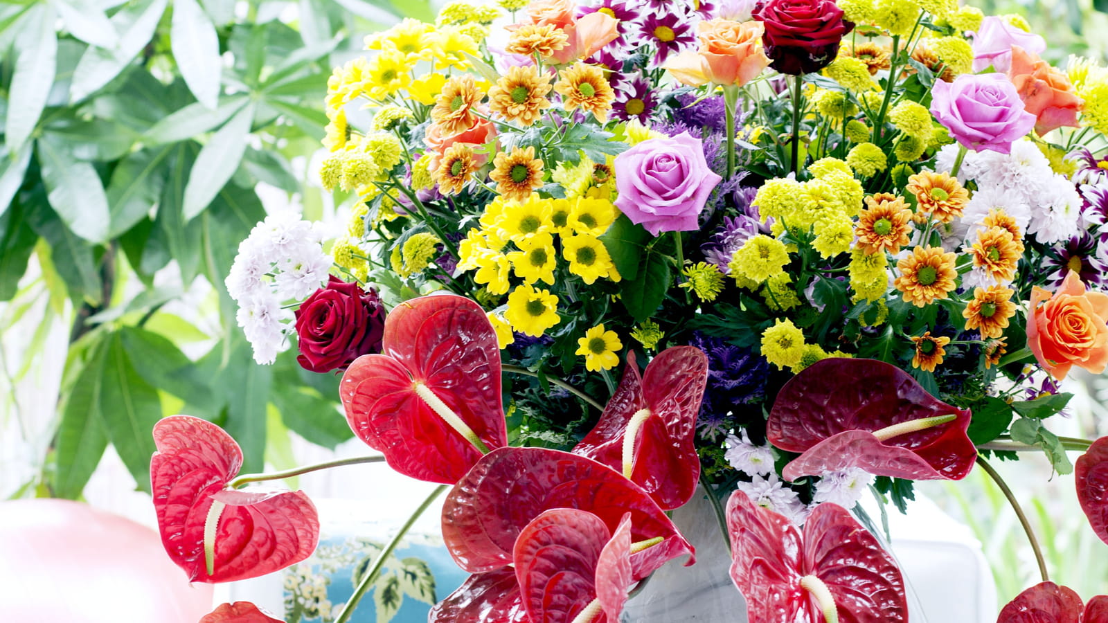 Bouquet champêtre et tropical 
