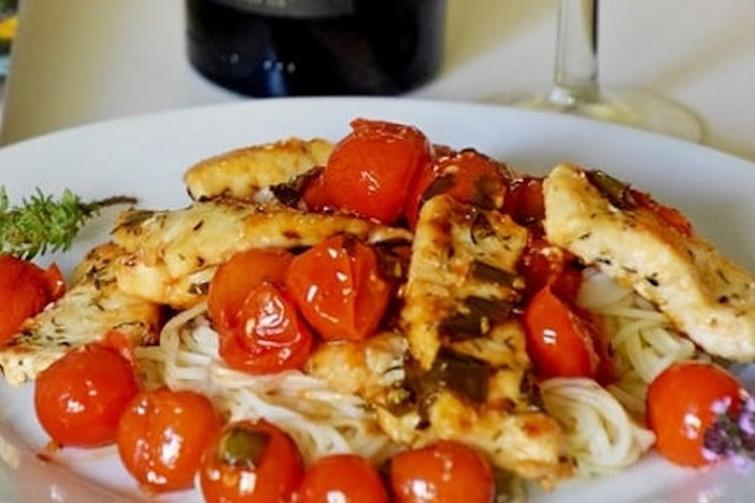 Escalope de poulet au citron et tomates cerises