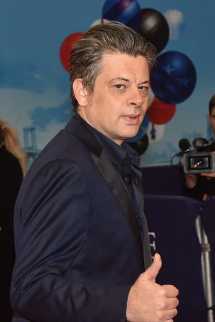 Benjamin Biolay, pouce lev&eacute; au Festival du Cin&eacute;ma am&eacute;ricain