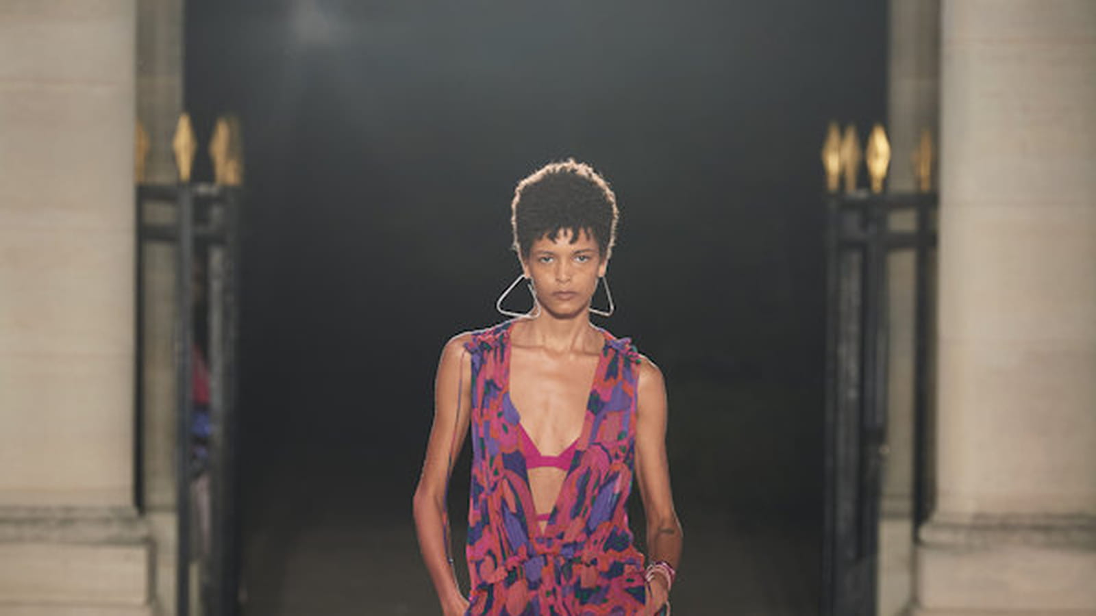 Look 18