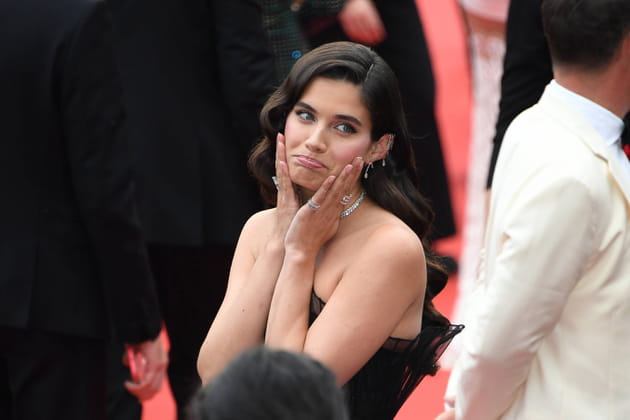 Sara Sampaio, un smiley ambulant ?