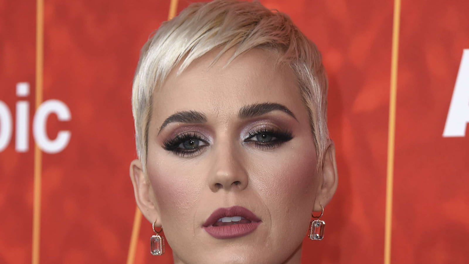 Les yeux de chat de Katy Perry