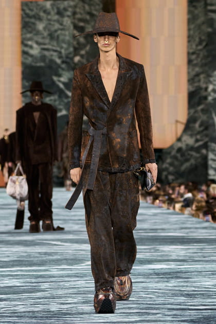 Look 83&nbsp;du d&eacute;fil&eacute; Balmain