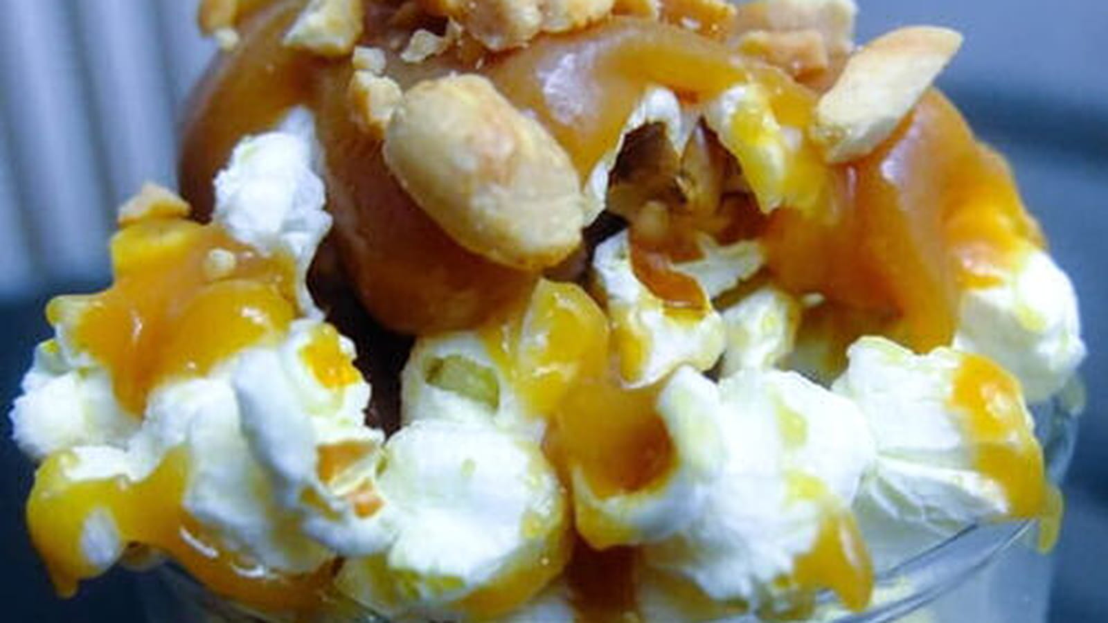 Glace aux pop corns et caramel au beurre salé