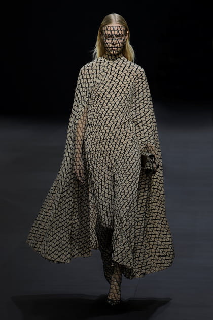 D&eacute;fil&eacute; Valentino printemps-&eacute;t&eacute; 2023